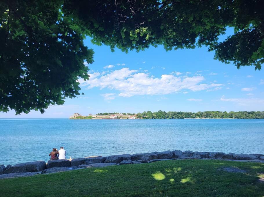 Cozy Home In Niagara-On-The-Lake Εξωτερικό φωτογραφία